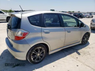 2009 Honda Fit Sport w/Navi with VIN JHMGE88649S008738, listed as a Copart auction lot 53961345 with 282,290 mi miles and Salvage Title. Bid and sale history available at carsss.com. Image 3.