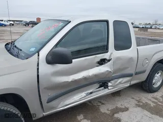2007 Chevrolet Colorado LT w/1LT with VIN 1GCCS19E578155845, listed as a IAAI auction lot 41427067 with 114,430 mi miles. Bid and sale history available at carsss.com. Image 6.