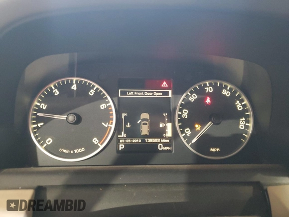 2015 Land Rover LR4 HSE with VIN SALAG2V63FA775302, listed as a Copart auction lot 66925445 with 138,592 mi miles and Clean title. Bid and sale history available at DreamBid. Image 9.