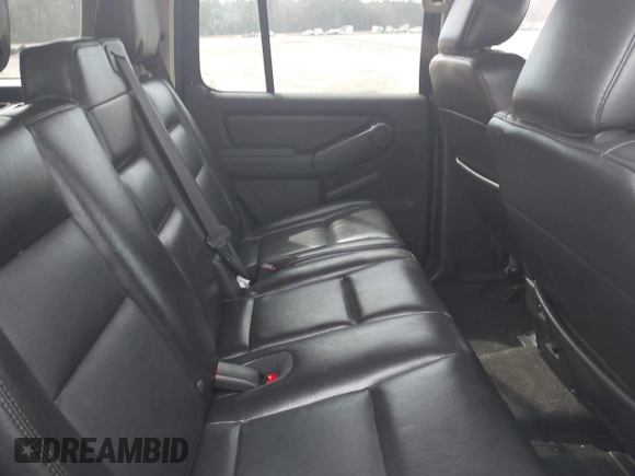 2010 Ford Explorer XLT with VIN 1FMEU6DE9AUA59055, listed as a IAAI auction lot 41787956 with 300,389 mi miles. Bid and sale history available at carsss.com. Image 8.