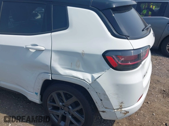 2024 Jeep Compass Limited с VIN 3C4NJDCN9RT164977, выставлен на аукционе IAAI как лот 42563780 с пробегом 4 229 миль миль и . История ставок и продаж доступна на DreamBid. Изображение 6.