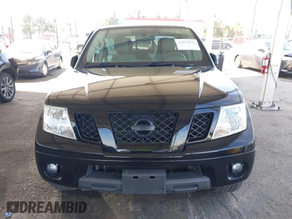 2020 Nissan Frontier SV z VIN 1N6ED0EA6LN724744, wystawiony jako IAAI lot #41879935 z przebiegiem 51 376 mil mil oraz . Historia ofert i sprzedaży dostępna na DreamBid. Obrazek 11.