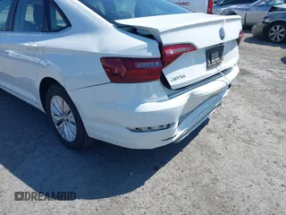 2020 Volkswagen Jetta S with VIN 3VWC57BU0LM087307, listed as a IAAI auction lot 42647995 with 58,628 mi miles and . Bid and sale history available at DreamBid. Image 20.
