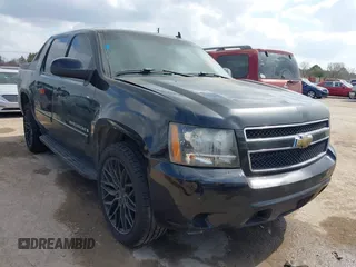 2008 Chevrolet Avalanche LTZ z VIN 3GNEC120X8G140569, wystawiony jako IAAI lot #41529814 z przebiegiem 184 828 mil mil oraz . Historia ofert i sprzedaży dostępna na DreamBid. Obrazek 1.