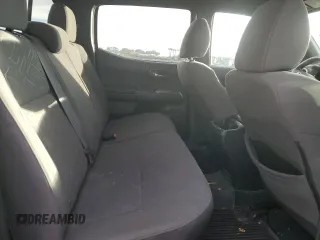 2017 Toyota Tacoma SR5 with VIN 3TMCZ5AN2HM063152, listed as a Copart auction lot 43630775 with 77,103 mi miles and Salvage Title. Bid and sale history available at DreamBid. Image 10.