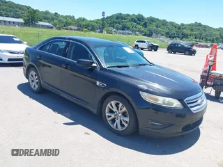 2011 Ford Taurus SEL z VIN 1FAHP2HW7BG139416, wystawiony jako IAAI lot #39626616 z przebiegiem 204 142 mil mil oraz . Historia ofert i sprzedaży dostępna na DreamBid. Obrazek 1.