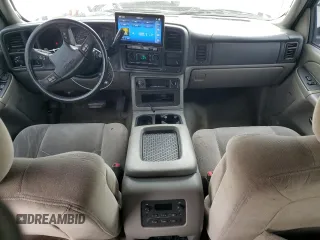2005 GMC Yukon XL SLE with VIN 1GKEC16Z25J174781, listed as a Copart auction lot 77682034 with 223,441 mi miles and Clean Title. Bid and sale history available at DreamBid. Image 8.