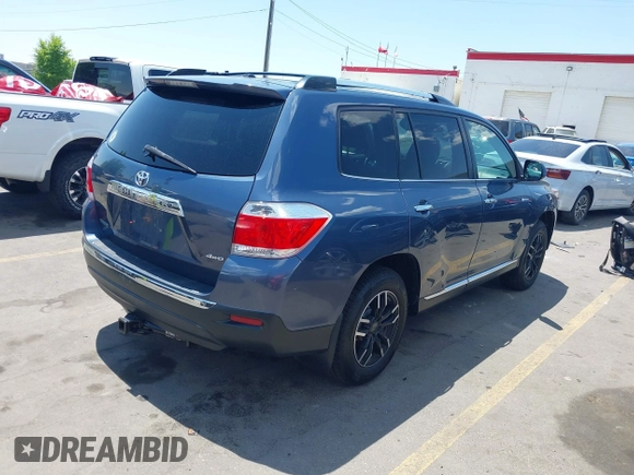 2013 Toyota Highlander Limited with VIN 5TDDK3EH7DS228933, listed as a IAAI auction lot 42442790 with 131,209 mi miles and . Bid and sale history available at DreamBid. Image 4.