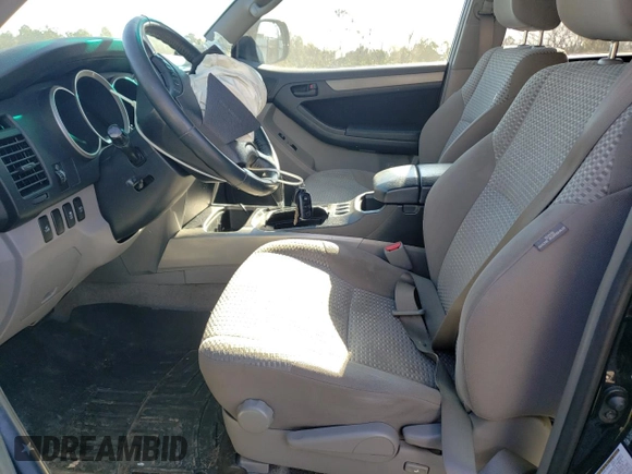 2008 Toyota 4Runner SR5 z VIN JTEZU14R38K002752, wystawiony jako Copart lot #42929135 z przebiegiem 154 877 mil mil oraz Szkoda całkowita • Salvage title. Historia ofert i sprzedaży dostępna na DreamBid. Obrazek 7.