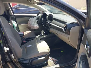 2021 Kia Forte LXS с VIN 3KPF24AD7ME341566, выставлен на аукционе IAAI как лот 42432261 с пробегом 29 039 миль миль и . История ставок и продаж доступна на DreamBid. Изображение 5.
