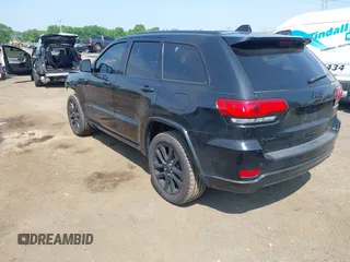 2020 Jeep Grand Cherokee Laredo E z VIN 1C4RJFAG3LC208766, wystawiony jako IAAI lot #42475923 z przebiegiem 103 077 mil mil oraz . Historia ofert i sprzedaży dostępna na DreamBid. Obrazek 3.