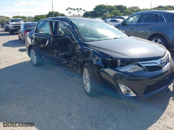 2013 Toyota Camry Hybrid LE with VIN 4T1BD1FK0DU072466, listed as a IAAI auction lot 40964616 with 1 mi miles. Bid and sale history available at carsss.com. Image 6.