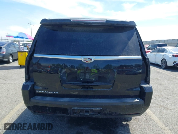 2018 Cadillac Escalade ESV Premium Luxury z VIN 1GYS4JKJ3JR160602, wystawiony jako IAAI lot #42075001 z przebiegiem 100 899 mil mil oraz . Historia ofert i sprzedaży dostępna na DreamBid. Obrazek 18.