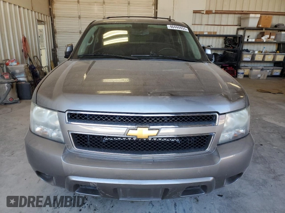 2012 Chevrolet Tahoe LS z VIN 1GNSCAE06CR318744, wystawiony jako Copart lot #46444455 z przebiegiem 194 651 mil mil oraz Czysty tytuł • Clean title. Historia ofert i sprzedaży dostępna na DreamBid. Obrazek 5.