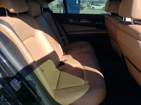 2015 BMW 7 Series 740Li xDrive with VIN WBAYF4C51FGS99088, listed as a Copart auction lot 47593145 with 133,825 mi miles and Salvage Title. Bid and sale history available at carsss.com. Image 10.