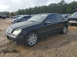 2005 Mercedes-Benz C 240 with VIN WDBRF61J85F585140, listed as a Copart auction lot 44713385 with 210,852 mi miles and Salvage Title. Bid and sale history available at DreamBid. Image 1.