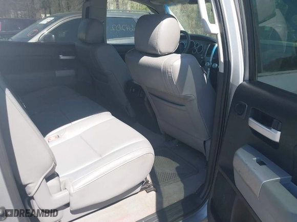2007 Toyota Tundra LTD with VIN 5TBEV58167S468641, listed as a IAAI auction lot 41864202 with 234,357 mi miles. Bid and sale history available at carsss.com. Image 8.