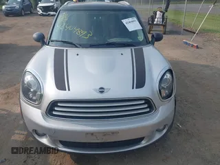 2012 MINI Countryman с VIN WMWZB3C5XCWM30143, выставлен на аукционе IAAI как лот 42404893 с пробегом 143 836 миль миль и . История ставок и продаж доступна на DreamBid. Изображение 12.