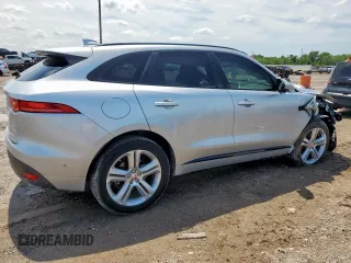 2017 Jaguar F-Pace 35t R-Sport with VIN SADCL2BV1HA080511, listed as a Copart auction lot 58435845 with 78,926 mi miles and Salvage title. Bid and sale history available at DreamBid. Image 3.