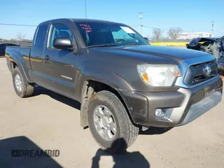 2012 Toyota Tacoma z VIN 5TFUU4EN4CX040417, wystawiony jako IAAI lot #41662802 z przebiegiem 221 186 mil mil oraz . Historia ofert i sprzedaży dostępna na DreamBid. Obrazek 1.