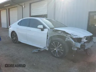 2019 Toyota Camry LE with VIN 4T1B11HK4KU818825, listed as a Copart auction lot 41471675 with 143,925 mi miles and Salvage Title. Bid and sale history available at carsss.com. Image 4.