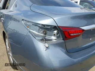 2018 Infiniti Q50 3.0t LUXE with VIN JN1EV7AP9JM352079, listed as a IAAI auction lot 42030404 with 62,550 mi miles. Bid and sale history available at carsss.com. Image 17.