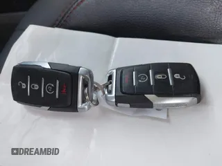 2022 Ram 1500 Rebel z VIN 1C6SRFLT9NN204868, wystawiony jako IAAI lot #41351273 z przebiegiem 67 120 mil mil oraz . Historia ofert i sprzedaży dostępna na DreamBid. Obrazek 11.