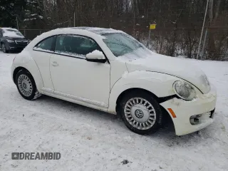 2013 Volkswagen Beetle 2.5L w/Sun with VIN 3VWJP7AT4DM681491, listed as a Copart auction lot 86342784 with Not provided miles and Salvage title. Bid and sale history available at DreamBid. Image 4.