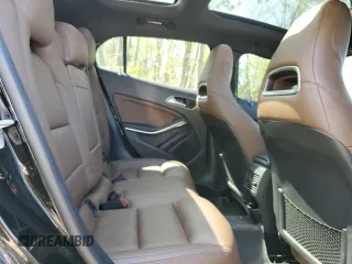 2015 Mercedes-Benz GLA 250 z VIN WDCTG4GB2FJ143343, wystawiony jako Copart lot #55660055 z przebiegiem 108 762 mil mil oraz Szkoda całkowita • Salvage title. Historia ofert i sprzedaży dostępna na DreamBid. Obrazek 10.