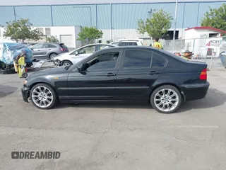 2002 BMW 3 Series 325i z VIN WBAEV33422KL77263, wystawiony jako IAAI lot #42160192 z przebiegiem 240 893 mil mil oraz . Historia ofert i sprzedaży dostępna na DreamBid. Obrazek 15.