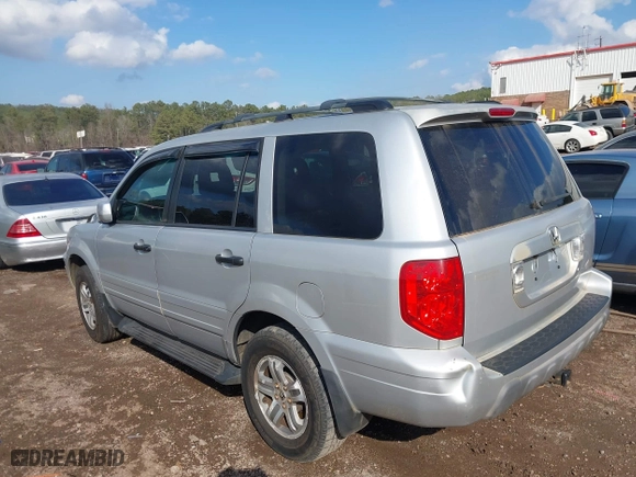 2003 Honda Pilot EX with VIN 2HKYF18693H591369, listed as a IAAI auction lot 41518617 with 325,658 mi miles. Bid and sale history available at carsss.com. Image 3.