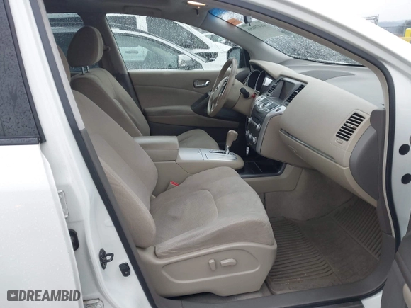 2012 Nissan Murano SL with VIN JN8AZ1MU2CW119929, listed as a IAAI auction lot 41479656 with 204,818 mi miles. Bid and sale history available at carsss.com. Image 5.