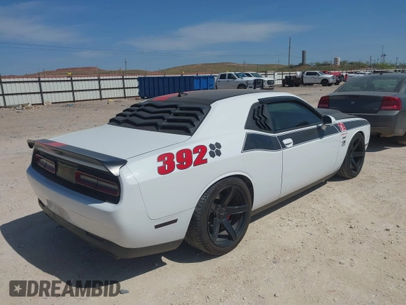 2019 Dodge Challenger R/T Scat Pack Widebody z VIN 2C3CDZFJ1KH546489, wystawiony jako IAAI lot #41857292 z przebiegiem 61 055 mil mil oraz . Historia ofert i sprzedaży dostępna na DreamBid. Obrazek 4.