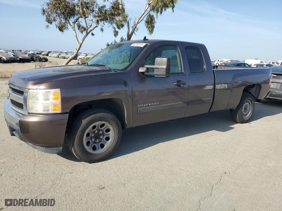 2007 Chevrolet Silverado 1500 LT w/1LT with VIN 1GCEC19J47E583877, listed as a Copart auction lot 54239315 with 168,457 mi miles and Clean Title. Bid and sale history available at carsss.com. Image 1.