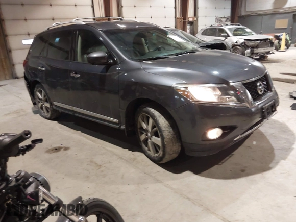 2014 Nissan Pathfinder SV with VIN 5N1AR2MM9EC678959, listed as a IAAI auction lot 41390134 with 120,085 mi miles. Bid and sale history available at carsss.com. Image 1.