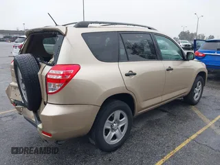 2012 Toyota RAV4 with VIN 2T3ZF4DV4CW126901, listed as a IAAI auction lot 41713361 with 194,828 mi miles. Bid and sale history available at carsss.com. Image 4.
