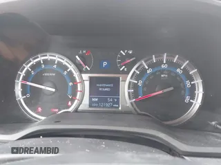 2017 Toyota 4Runner SR5 with VIN JTEBU5JR3H5433541, listed as a IAAI auction lot 42041837 with 121,927 mi miles and . Bid and sale history available at DreamBid. Image 7.