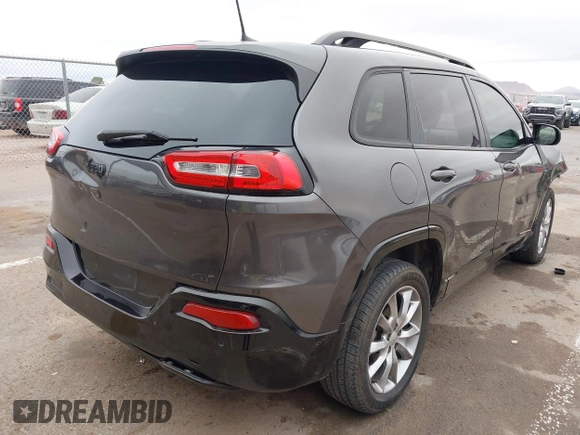 2018 Jeep Cherokee Latitude with VIN 1C4PJLCB1JD588916, listed as a IAAI auction lot 41019397 with 135,929 mi miles. Bid and sale history available at carsss.com. Image 4.