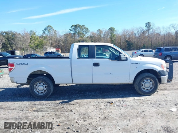 2014 Ford F-150 XL z VIN 1FTFX1EF0EKG09030, wystawiony jako IAAI lot #41453528 z przebiegiem 209 664 mil mil oraz . Historia ofert i sprzedaży dostępna na DreamBid. Obrazek 13.