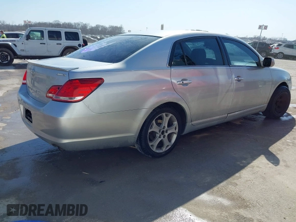 2007 Toyota Avalon XL with VIN 4T1BK36BX7U170894, listed as a IAAI auction lot 41778952 with 161,117 mi miles. Bid and sale history available at carsss.com. Image 4.