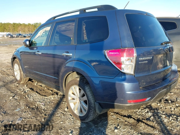 2012 Subaru Forester 2.5X Premium with VIN JF2SHBCC1CH453747, listed as a IAAI auction lot 41223954 with 161,654 mi miles. Bid and sale history available at carsss.com. Image 3.