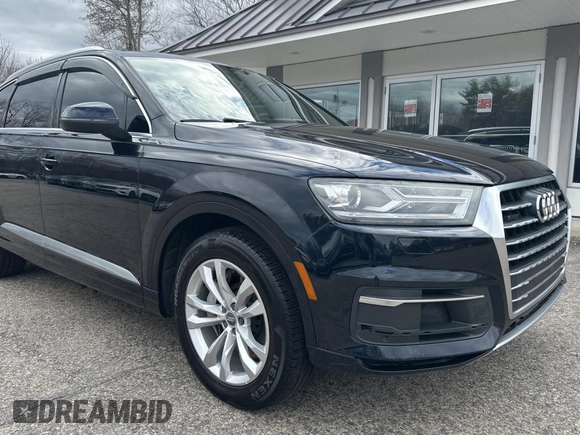 2017 Audi Q7 Premium with VIN WA1AAAF72HD008806, listed as a Copart auction lot 53731285 with 210,608 mi miles and Clean title. Bid and sale history available at DreamBid. Image 1.