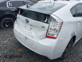 2010 Toyota Prius II with VIN JTDKN3DU3A0035576, listed as a IAAI auction lot 41788261 with 255,705 mi miles. Bid and sale history available at carsss.com. Image 6.