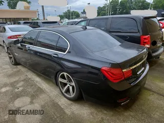 2012 BMW 7 Series 750Li xDrive с VIN WBAKC8C58CC435970, выставлен на аукционе Copart как лот 60091585 с пробегом 129 273 миль миль и Чистый • Clean title. История ставок и продаж доступна на DreamBid. Изображение 3.