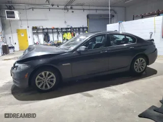 2014 BMW 5 Series 528i xDrive with VIN WBA5A7C57ED619663, listed as a Copart auction lot 44310855 with 132,267 mi miles and Salvage Title. Bid and sale history available at carsss.com. Image 1.