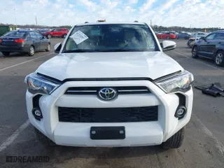 2024 Toyota 4Runner SR5 Premium with VIN JTENU5JR6R6278704, listed as a IAAI auction lot 41215563 with 12,802 mi miles. Bid and sale history available at carsss.com. Image 13.