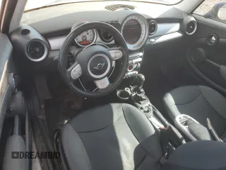 2009 MINI Hardtop with VIN WMWMF33579TW76737, listed as a Copart auction lot 55224655 with 116,106 mi miles and Salvage Title. Bid and sale history available at DreamBid. Image 8.