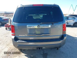 2011 Honda Pilot EX-L with VIN 5FNYF3H64BB056071, listed as a IAAI auction lot 41841047 with 112,114 mi miles and . Bid and sale history available at carsss.com. Image 16.
