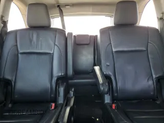 2015 Toyota Highlander XLE z VIN 5TDJKRFH1FS216509, wystawiony jako Copart lot #54722535 z przebiegiem 150 873 mil mil oraz Szkoda całkowita • Salvage title. Historia ofert i sprzedaży dostępna na DreamBid. Obrazek 10.