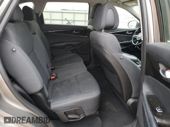 2016 Kia Sorento LX with VIN 5XYPG4A33GG137500, listed as a Copart auction lot 45291405 with 97,893 mi miles and Salvage Title. Bid and sale history available at DreamBid. Image 11.